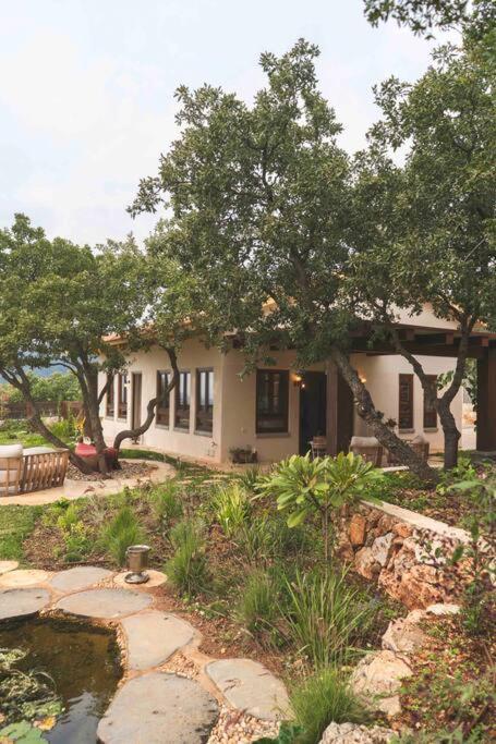 Azamra Amirim Villa Exterior photo