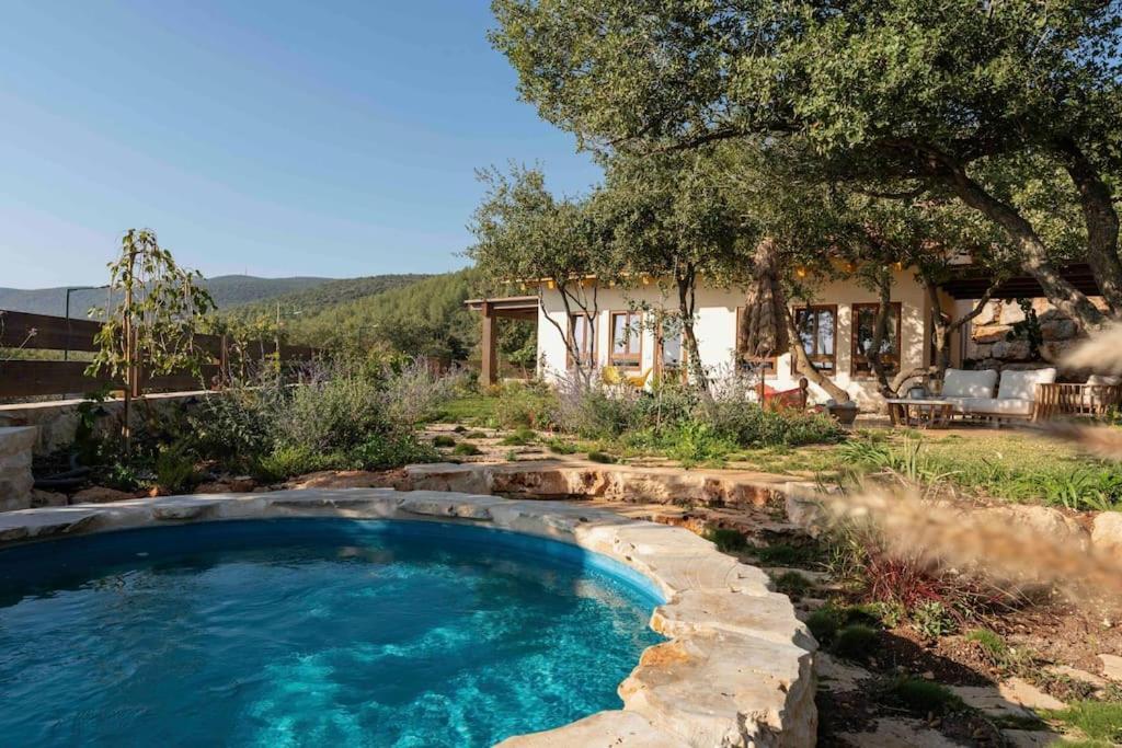 Azamra Amirim Villa Exterior photo